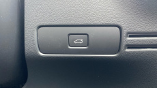 Volvo XC40 2.0 B3P Plus Black Edition 5dr Auto Petrol Estate